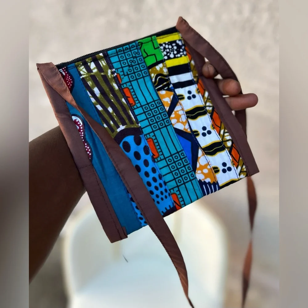 NW 💯 cotton Patch Vlisco Fabric Crossbody Purse Sz 6”x6”